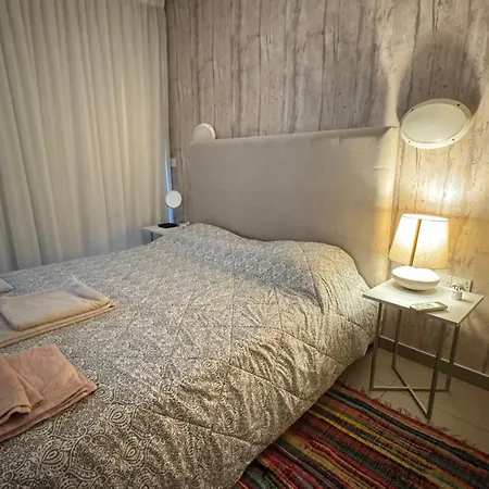One-bedroom Apartment, 30m From An Amazing Beach, Coralli פרוטאראס