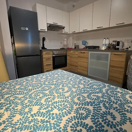 One-bedroom Apartment, 30m From An Amazing Beach, Coralli * פרוטאראס