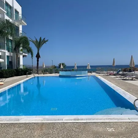 Apartman One-bedroom Apartment, 30m From An Amazing Beach, Coralli *