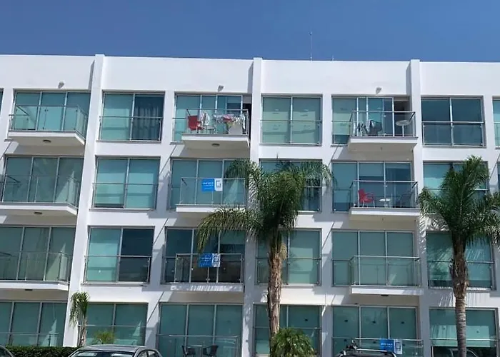 One-bedroom Apartment, 30m From An Amazing Beach, Coralli Appartamento *