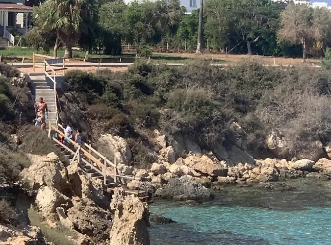 One-bedroom Apartment, 30m From An Amazing Beach, Coralli Appartamento *