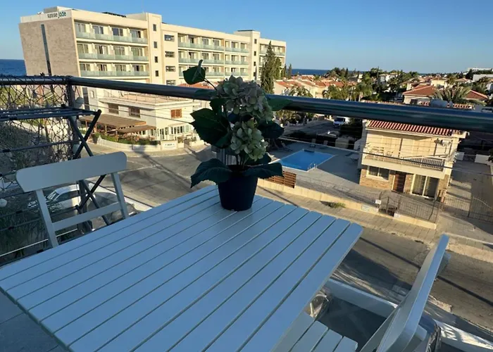 One-bedroom Apartment, 30m From An Amazing Beach, Coralli Appartamento